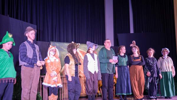 Märchenhafte Premiere in Mitteldorf – „Hänsel & Gretel“ verzaubert Publikum